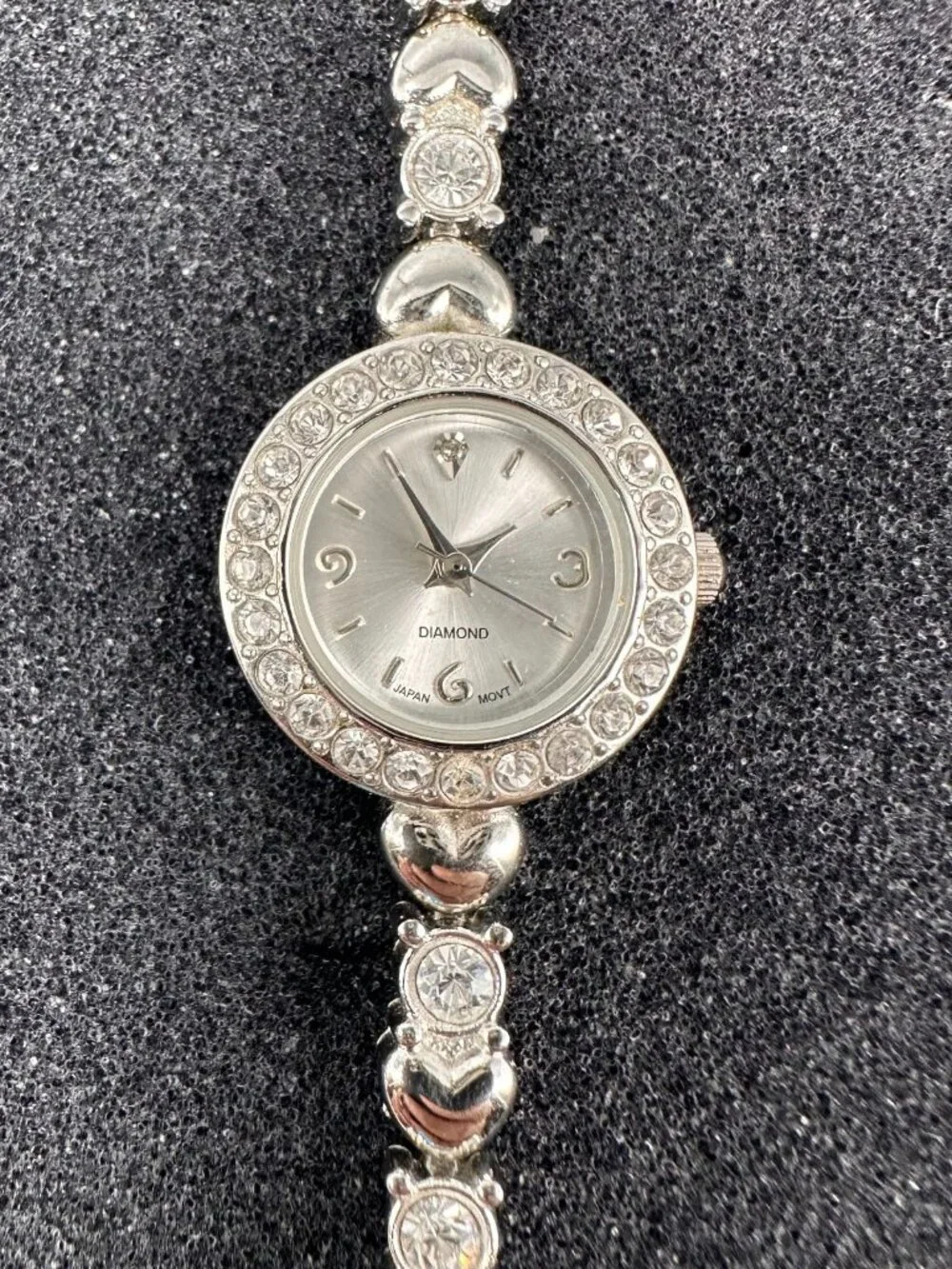 Rhinestone Heart Band Watch Silver Tone Round Dainty Bling New Battery 7
